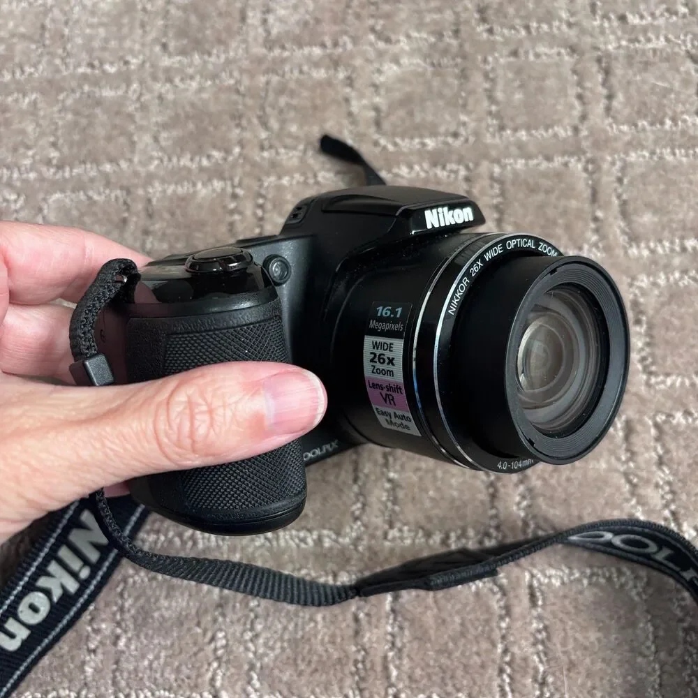 Nikon COOLPIX L320 Camera 16.1MP 26x Optical Zoom Lens-shift VR Black TESTED
